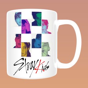 Stray Kids – Színekben a Csapat bögre